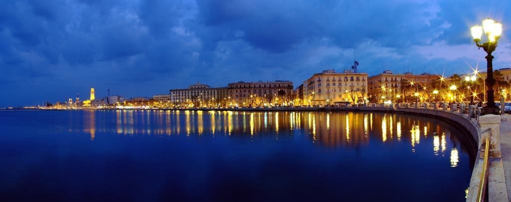 Due Passi Dal Borgo Antico Lejlighed Bari Værelse billede